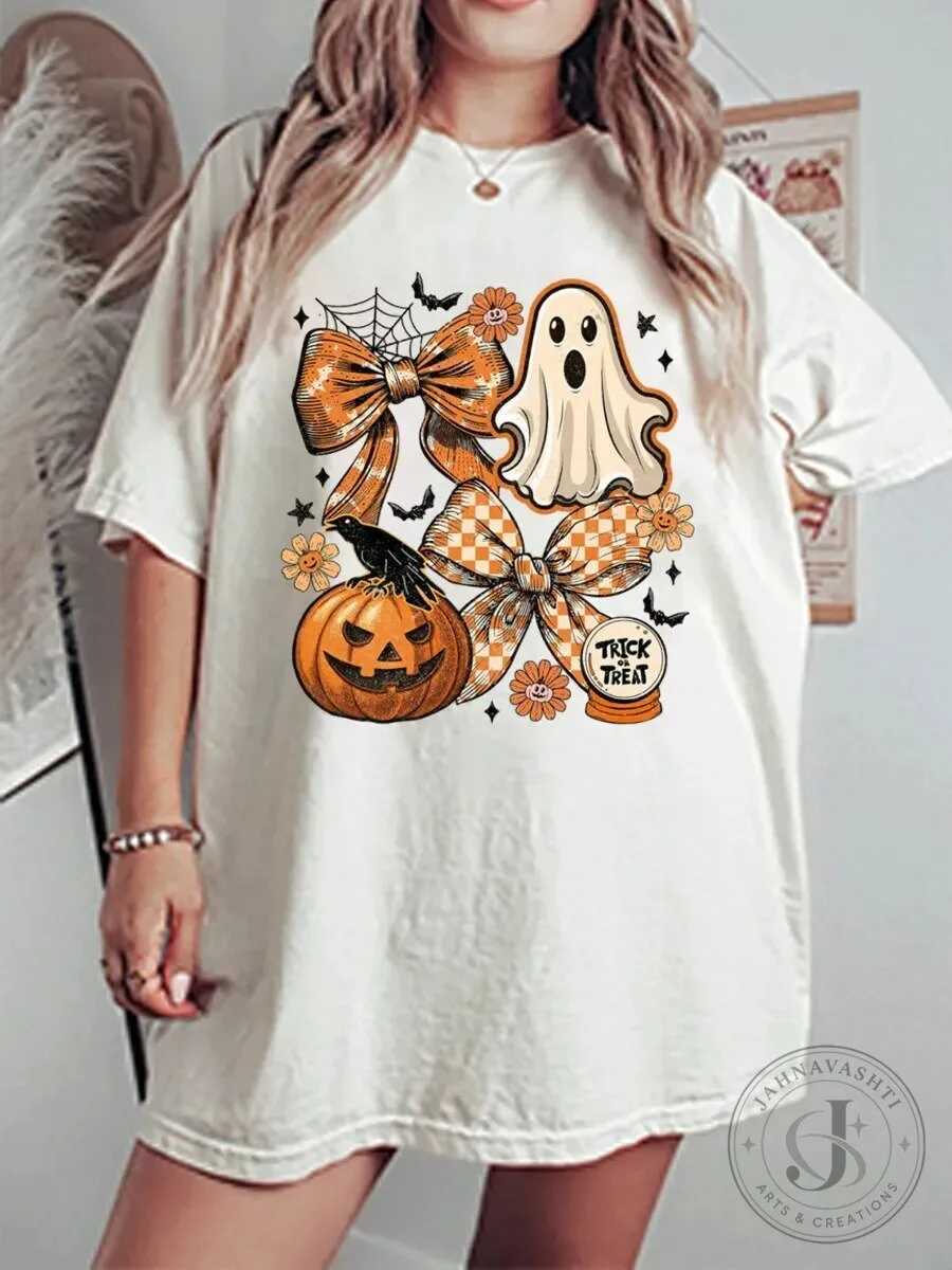 Cute Halloween Ghost Pumpkin Bow Trick or Treat Oversized T-Shirt